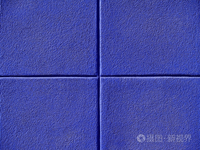 四个蓝色正方形的混凝土墙powerpoint背景和复制空间