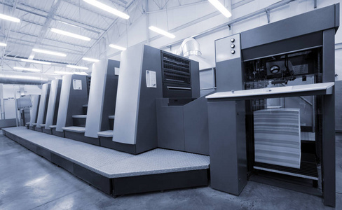 压机的一个现代印刷厂设备图片