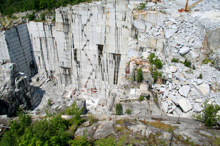 花岗岩石矿场