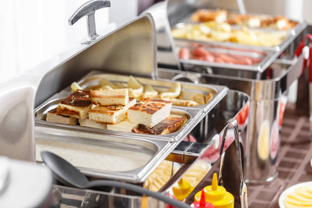 早餐在酒店自助餐照片