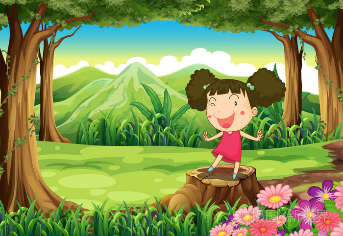 可爱的小女孩在森林树桩上面