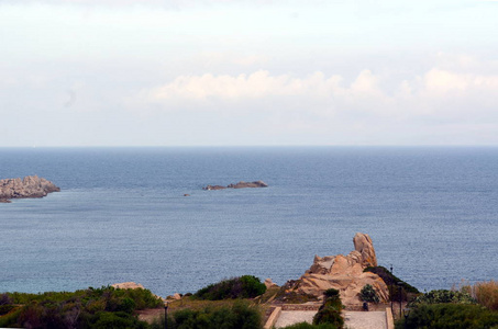 海滩和水晶海的撒丁岛意大利的全景