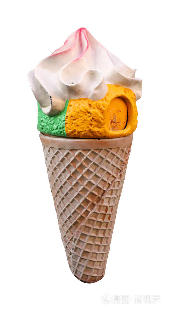 孤立的冰淇淋蛋筒