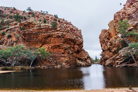 神秘溪大洞, 麦当劳山脉, 澳大利亚