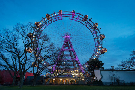 维也纳巨型轮子照亮, 维纳 Riesenrad 在晚上