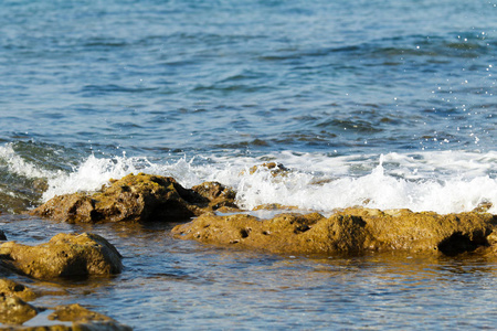 海浪石泡沫水