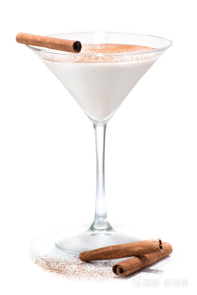 白兰地亚历山大鸡尾酒