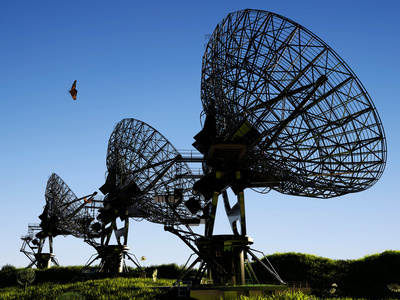 传输信号波振荡射频标识图标集雷达剪影雷达卫星碟传输数据雷达翻译