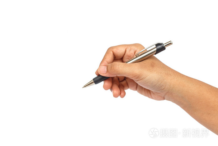 手拿着钢笔在白色背景上孤立