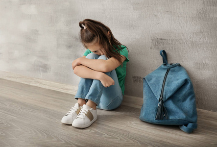 欺负在学校照片