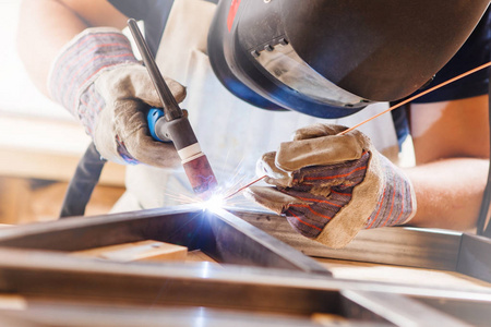 氩弧焊焊接图片