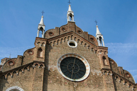 威尼斯, chiesa dei frari, 门面和尖顶上部的细节