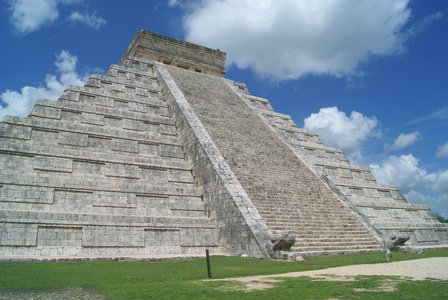 奇琴伊察，墨西哥 El Castillo Kukulcan 金字塔