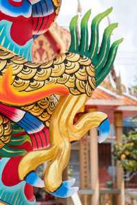 金龙爪龙脚雕像照片