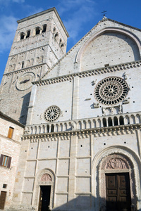阿西西大教堂前景意大利阿西西
