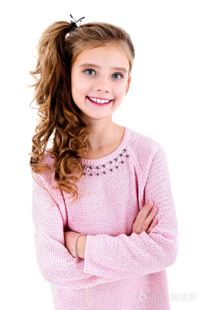 可爱微笑小女孩儿童孤立在一张白纸的肖像