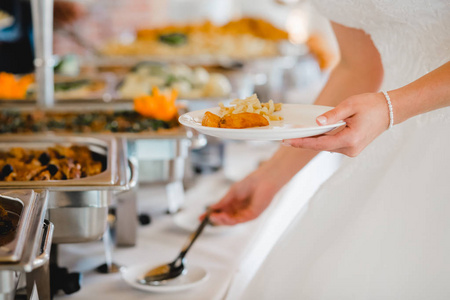 餐饮婚礼自助餐为活动食物图片