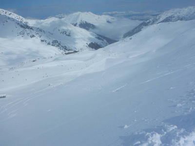 一个美丽的 skitouring 在冬天阿尔卑斯在奥地利