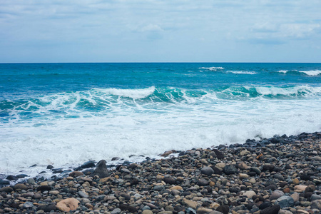 北京海浪潮夏威夷瓦胡岛北岸沙滩上的大破海浪照片