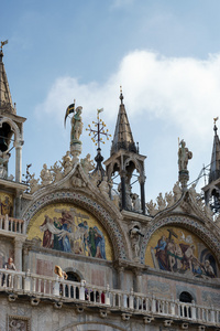圣马克大教堂威尼斯的局部视图图片