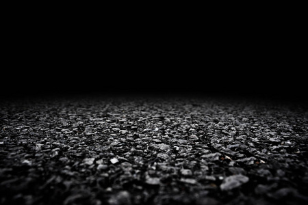 黑色沥青地板与黑墙背景, 带库背景的空沥青地板空间平台产品展示照片