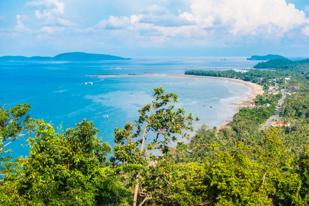 风景点 matsee 与海和山在春蓬省泰国