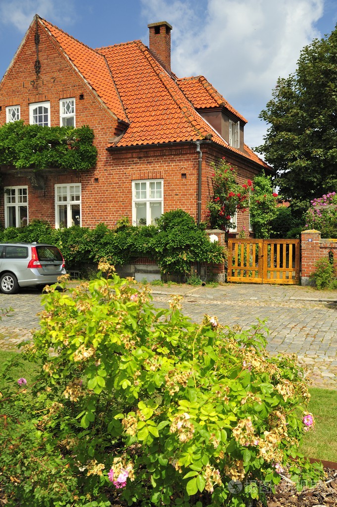 旧砖房照片-正版商用图片08ipu5-摄图新视界