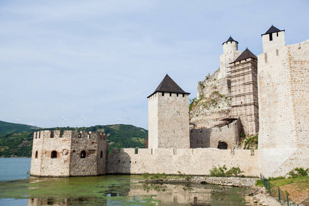 Golubac 堡垒中世纪设防镇在塞尔维亚东北部