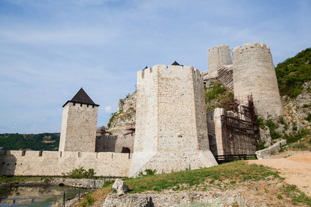 Golubac 堡垒中世纪设防镇在塞尔维亚东北部