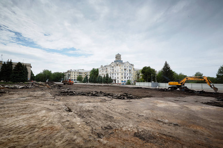 Donbass, 乌克兰。克拉马托尔斯克中心广场改造。2018