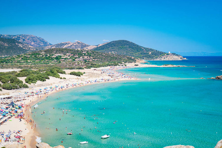 嘉，撒丁岛，意大利美好的海滩全景图