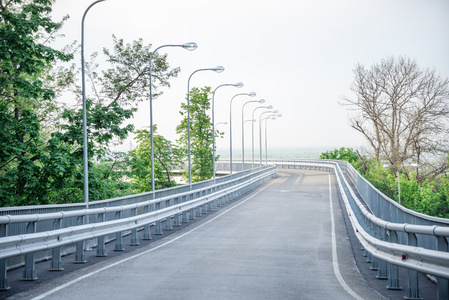 沥青混凝土路面