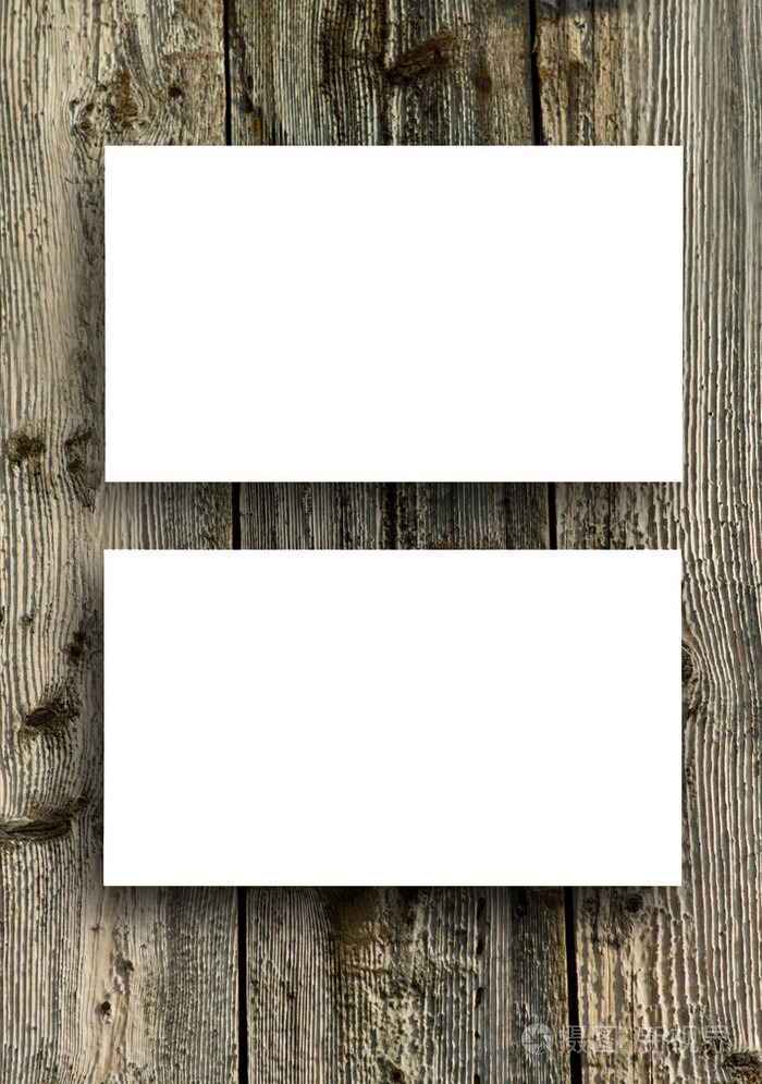 空白的白色名片上的一个木制的背景下,身份 des