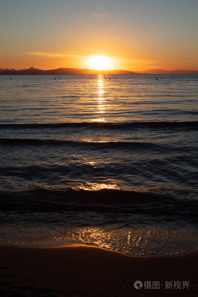 希腊爱琴海的浪漫日落