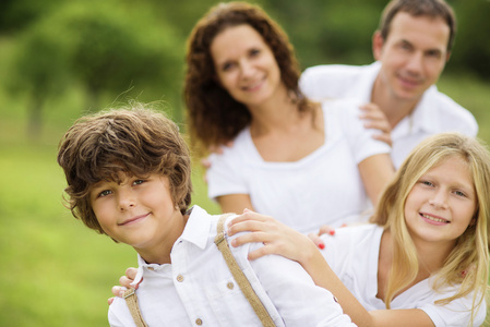 人类大家庭图片