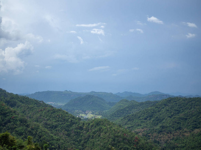 山顶山景