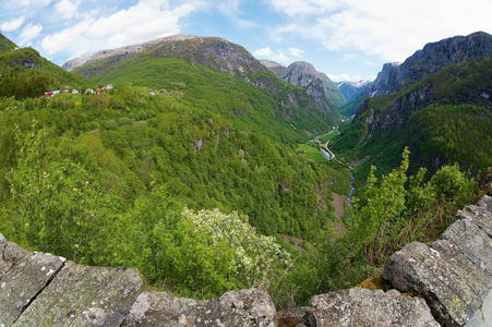 美丽的风景从 Stalheim 路线 Naeroydalen 谷在挪威的沃斯