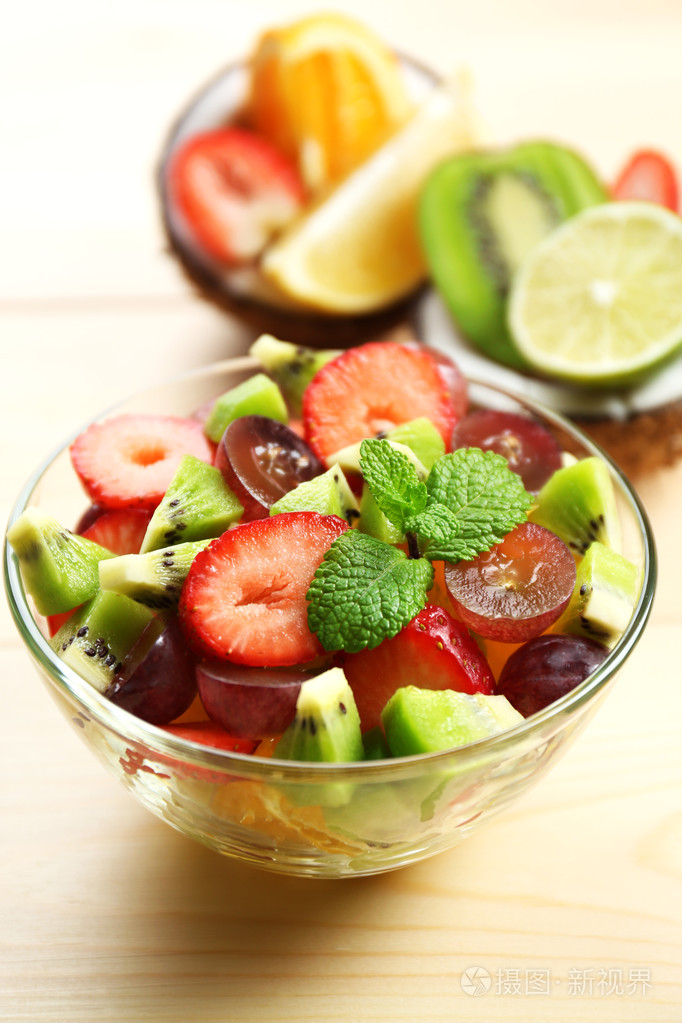 在碗里的水果沙拉