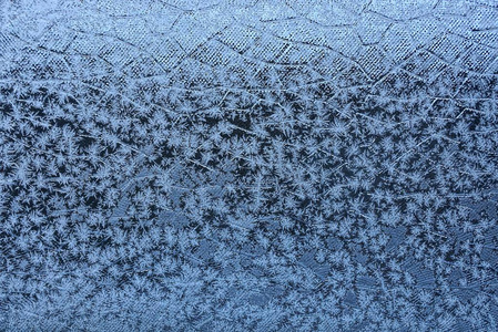 玻璃纹理从窗口部分与霜