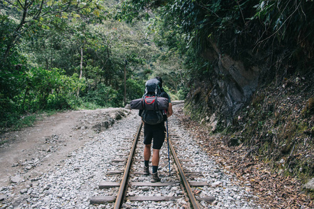 年轻人的穿越之旅探索文家山行走路线