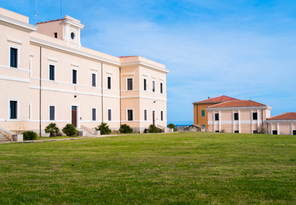 在撒丁岛，意大利的 Asinara 岛