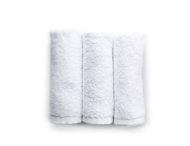 白色背景清洁软毛巾