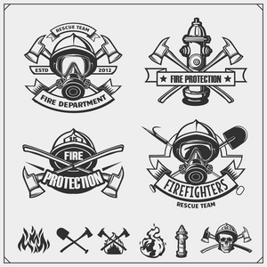 一套消防员标志, 标签和设计元素。矢量单色插图