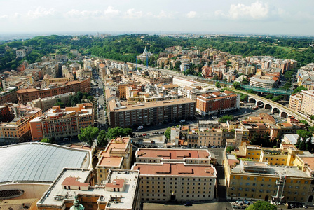罗马市从 St 彼得大教堂屋顶鸟瞰图