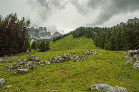 美丽的奥地利阿尔卑斯。山风景在奥地利