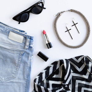 衣服和饰物新生图片