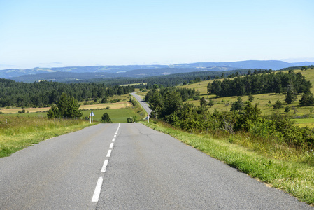 lozere 山区道路