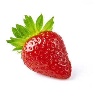 新鲜美味成熟草莓在白色背景下分离