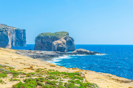 dwejra point 附近的真菌岩石, gozo, mart