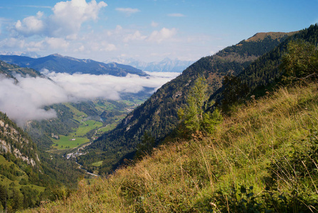 基茨斯坦霍恩山附近的壮丽奥地利阿尔卑斯山景观